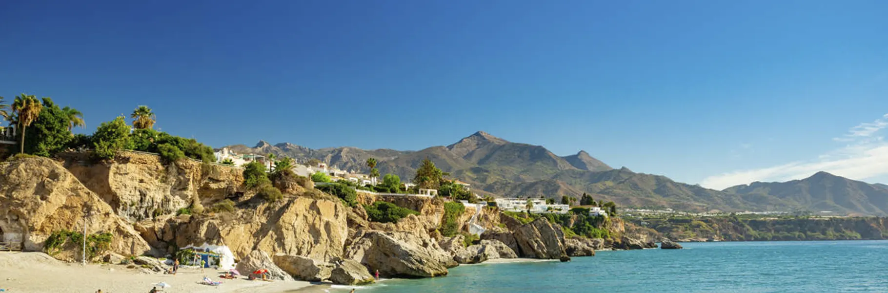Playa_Nerja_Vacaciones_1